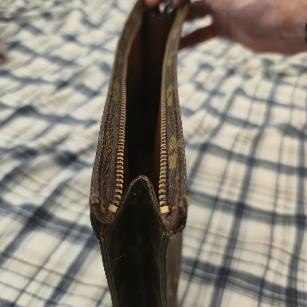 Louis Vuitton vintage toiletry